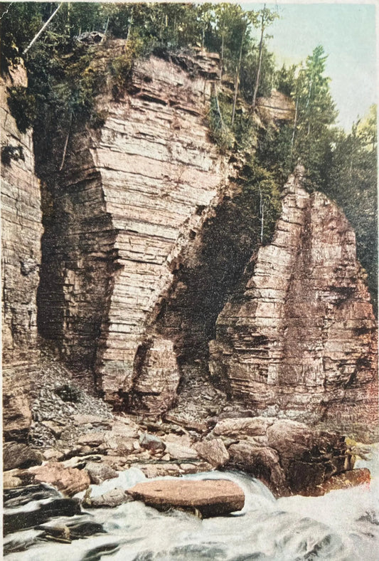 Elephant's Head - Ausable Chasm, New York - Vintage Postcard