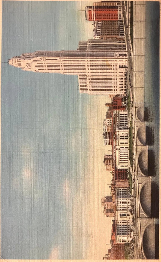 Broad Street Bridge, Municipal Buildings and A. I. U. Citadel, Columbus, Ohio - Vintage Postcard