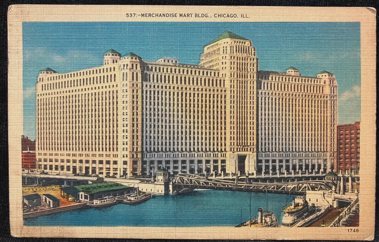 Merchandise Mart Bldg., Chicago, Illinois - Vintage Postcard