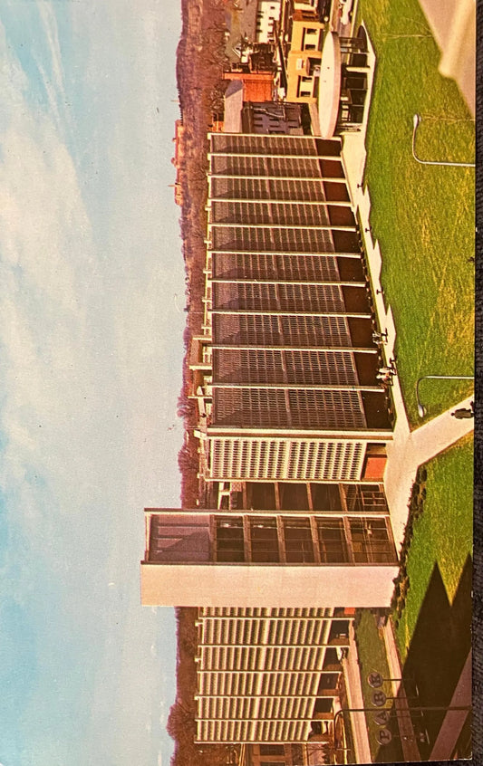 Damon Parkade - Rochester, Minnesota - Vintage Postcard
