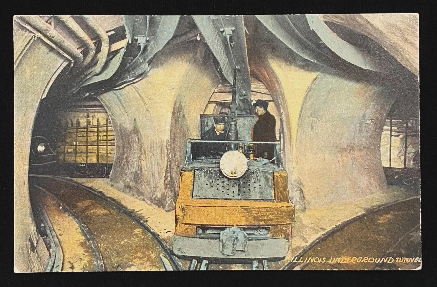 Illinois Underground Tunnel - Vintage Postcard