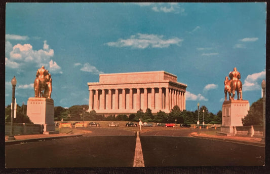 The Lincoln Memorial in Washington D. C., Maryland - Vintage Postcard