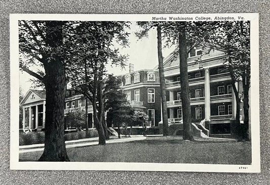 Martha Washington College, Abingdon, Virginia - Vintage Postcard