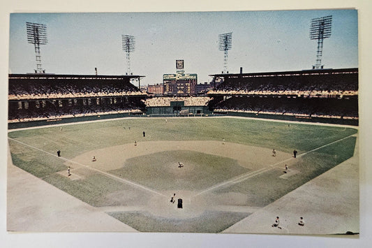 Baseball Comiskey Park, Home of the White Sox, Chicago, Illinois - Vintage 1957 Sports Postcard