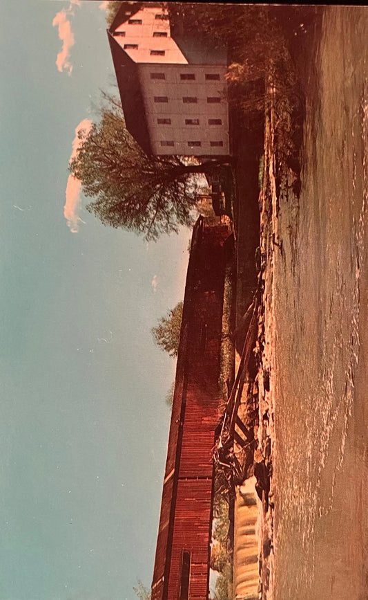 Bridgeton Bridge over Big Raccoon Creek in Parke County, Indiana - Photo: Brock - Vintage Covered Bridge Postcard