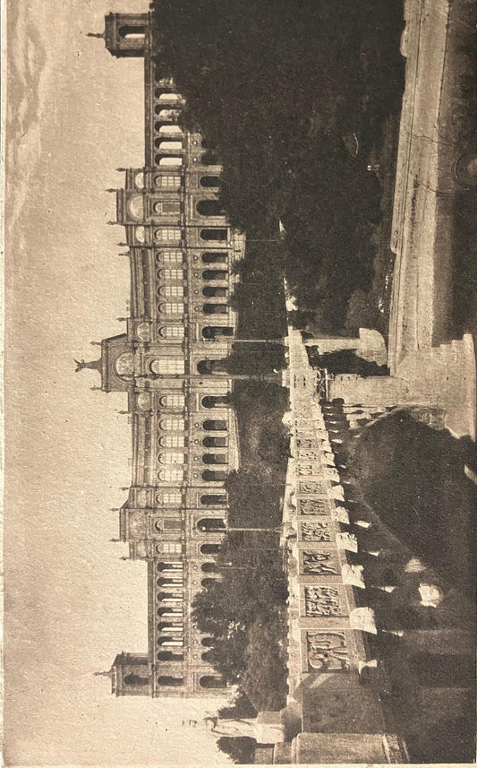 Munchen - Maximilianeum - Vintage United Kingdom Postcard