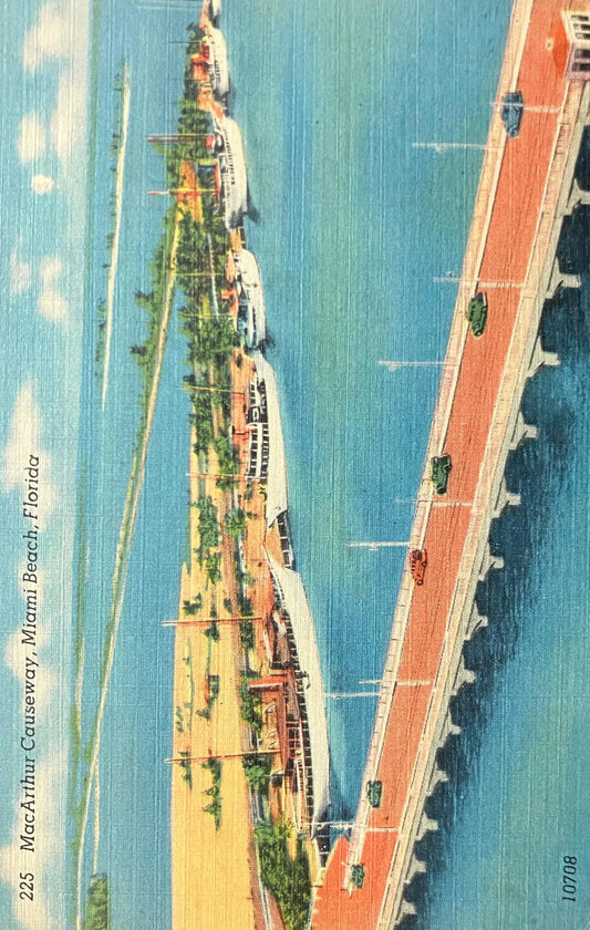 MacArthus Causeway, Miami Beach, Florida - Vintage Postcard
