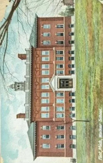 Walker School in Flint, Michigan - Vintage Postcard