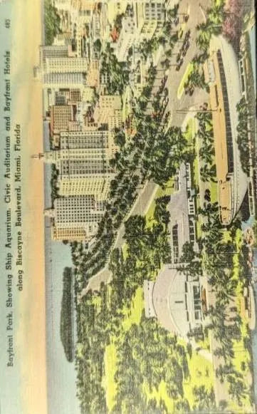 Buildings along Biscayne Boulevard, Miami, Florida - Vintage Linen Postcard