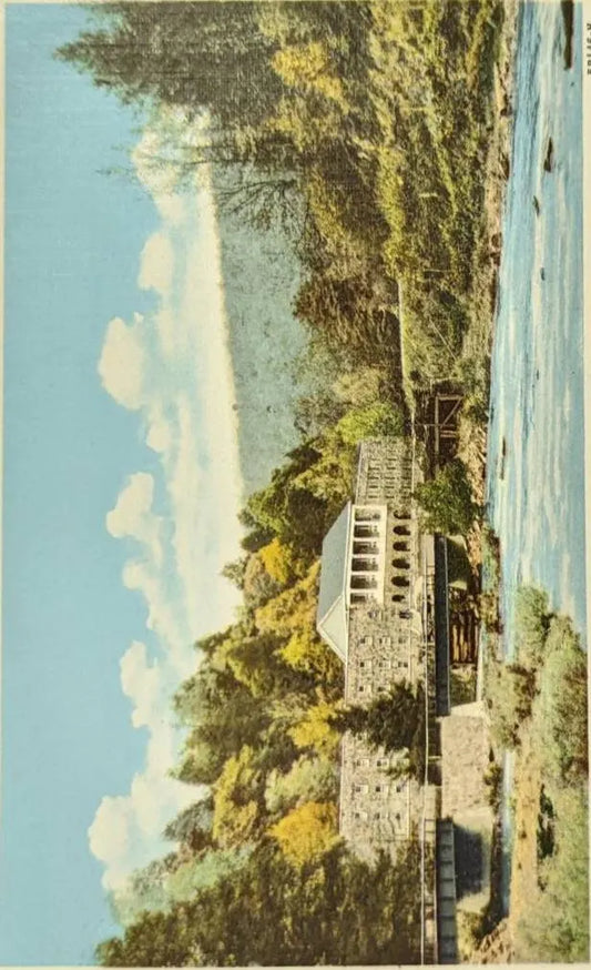 Mountain Preacher's School on Clear Creek, near Pineville, Kentucky - Vintage Postcard