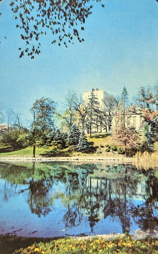 Ohio State University's William Oxley Thompson Memorial Library, Columbus, Ohio - Vintage Postcard