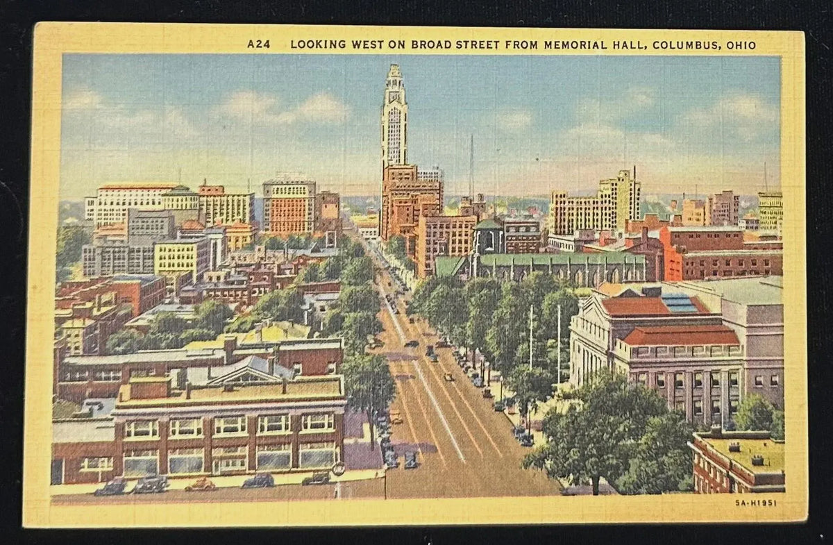 Looking West on Broad Street from Memorial Hall, Columbus, Ohio - Vintage Postcards