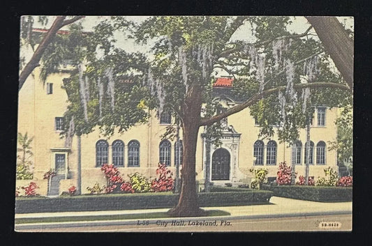 City Hall, Lakeland, Florida - Vintage Postcard