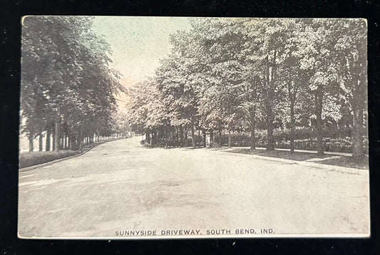 Sunnyside Driveway, South Bend, Indiana - Vintage Postcard