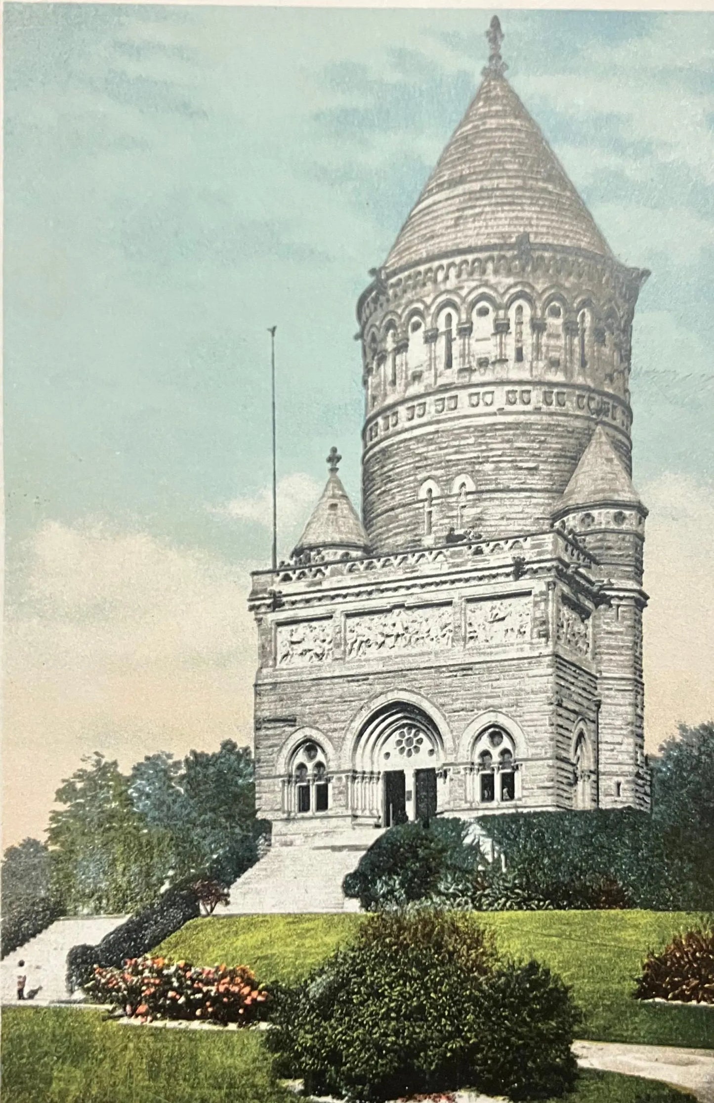 Carfield’s Tomb, Cleveland, Ohio - Vintage Postcard