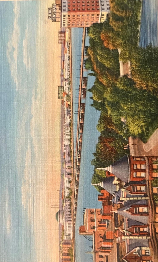 Harvard Bridge and Massachusetts Institute of Technology, Cambridge, Massachusetts - Vintage Postcard