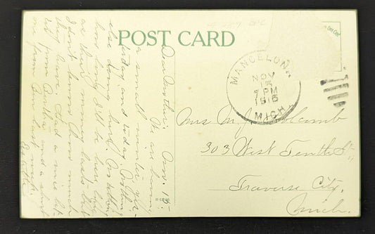 Pergola Entrance to Rebecca Place, Peoria, Illinois Back Information: None Good Condition, stamp tak